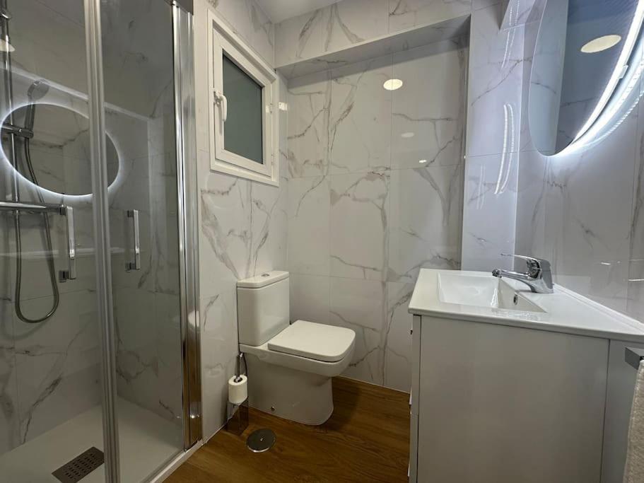 Arte Y Nuevo En El Centro Apartment Vigo Exterior foto